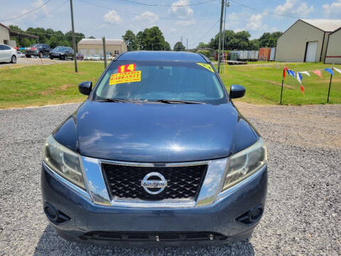 2014 Nissan Pathfinder for sale at Auto Guarantee, LLC in Eunice LA