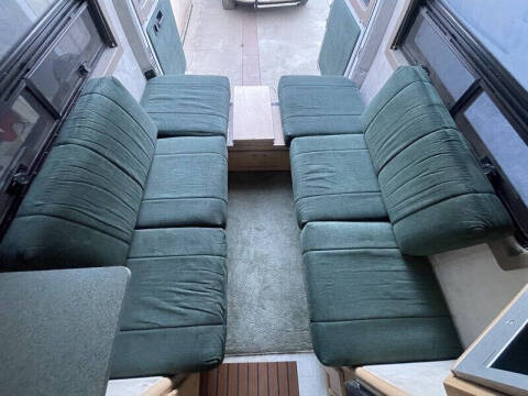 2004 Pleasure Way Plateau TS
