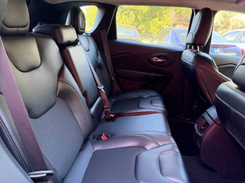 2021 Jeep Cherokee Latitude Plus