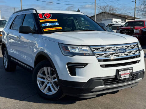 2019 Ford Explorer for sale at Nissi Auto Sales in Waukegan IL