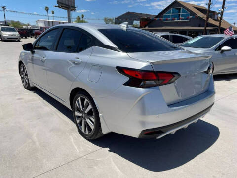 2020 Nissan Versa SR