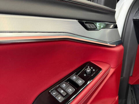 2024 Jeep Wagoneer S Launch Edition