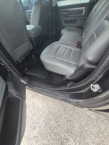 2016 RAM 1500 SLT