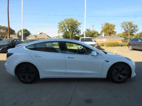 2019 Tesla Model 3 Standard Range