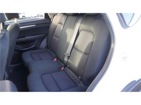 2017 Mazda CX-5 Sport