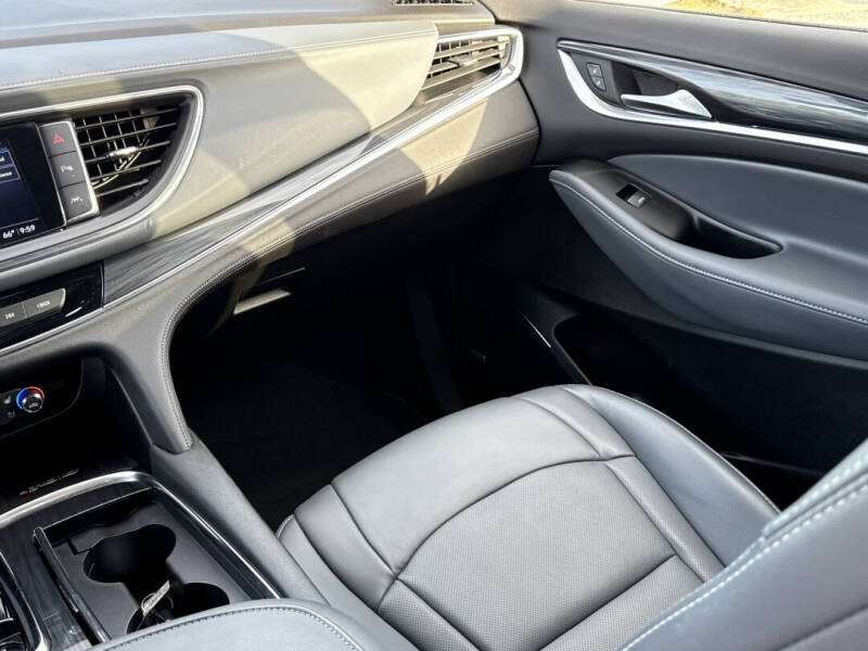 2024 Buick Enclave Premium