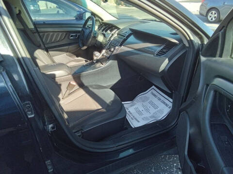 2010 Ford Taurus SEL