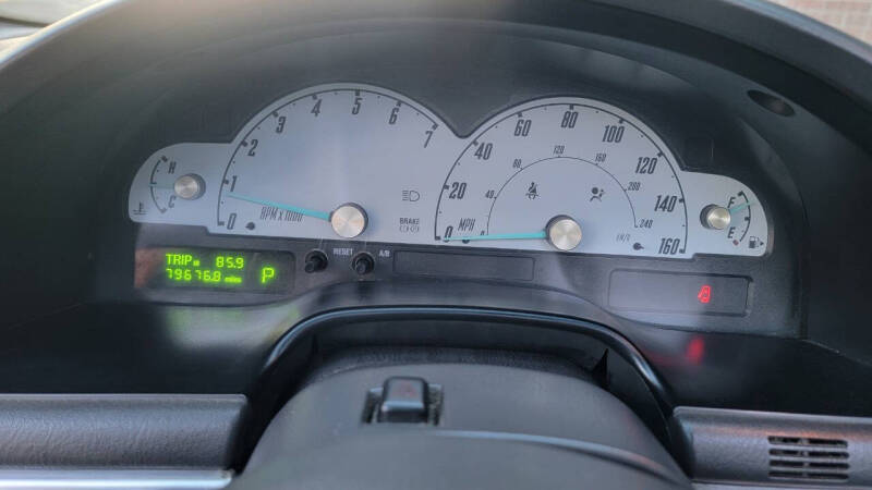 2002 Ford Thunderbird Deluxe