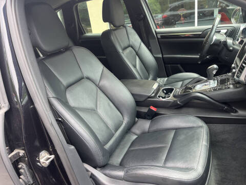 2011 Porsche Cayenne S