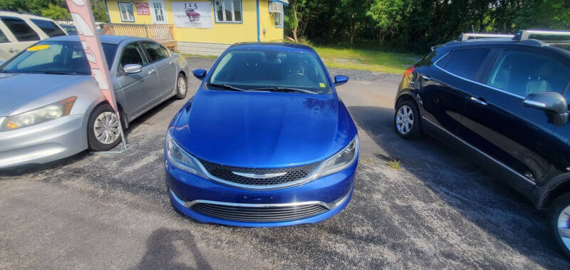 2015 Chrysler 200 Limited photo 8