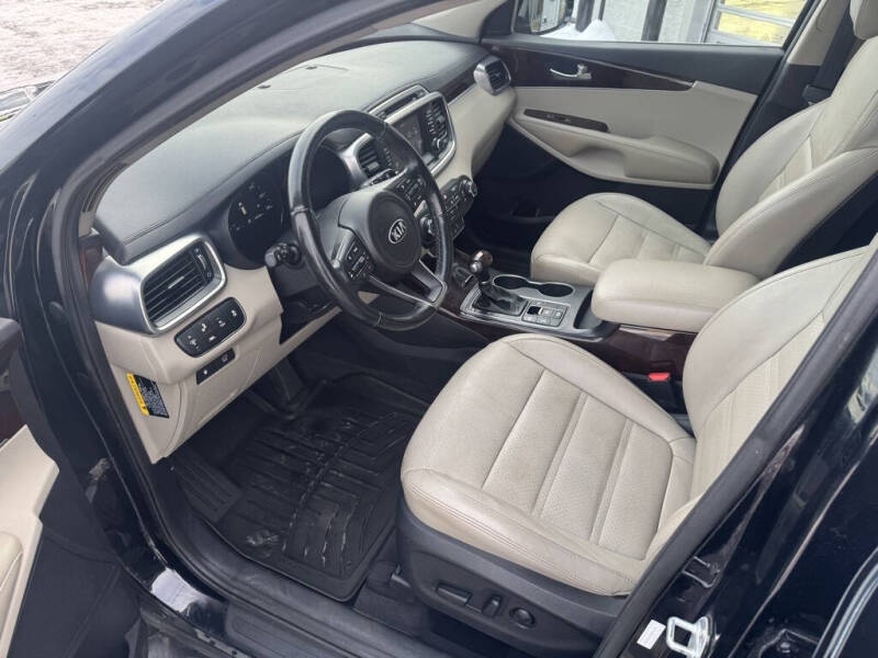 2017 Kia Sorento EX V6