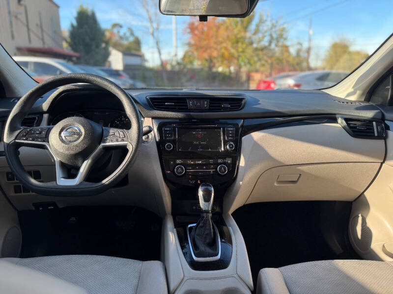 2019 Nissan Rogue Sport SV