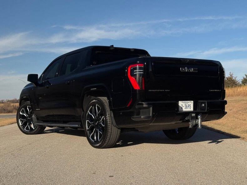 2025 GMC Sierra EV Denali