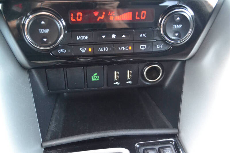 2024 Mitsubishi Eclipse Cross SE
