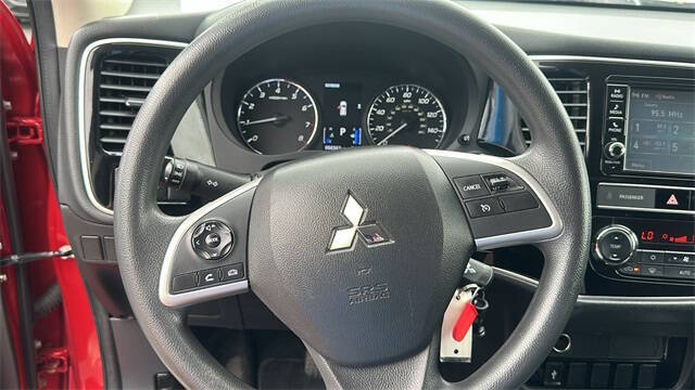 2019 Mitsubishi Outlander ES