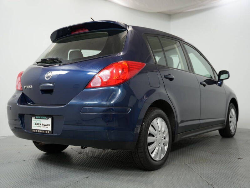 2012 Nissan Versa 1.8 S