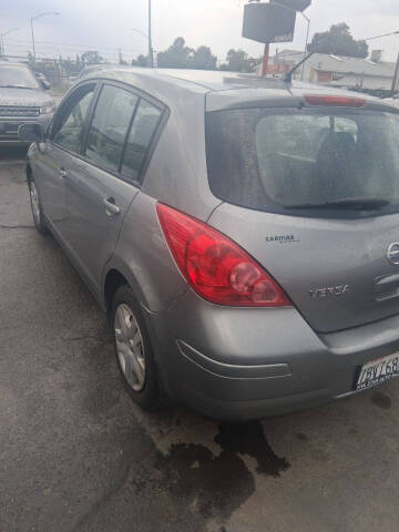2012 Nissan Versa 1.8 S