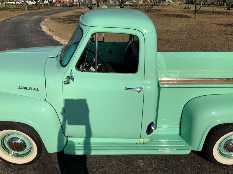 1954 Ford F-100