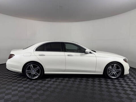 2017 Mercedes-Benz E-Class E 300 4MATIC