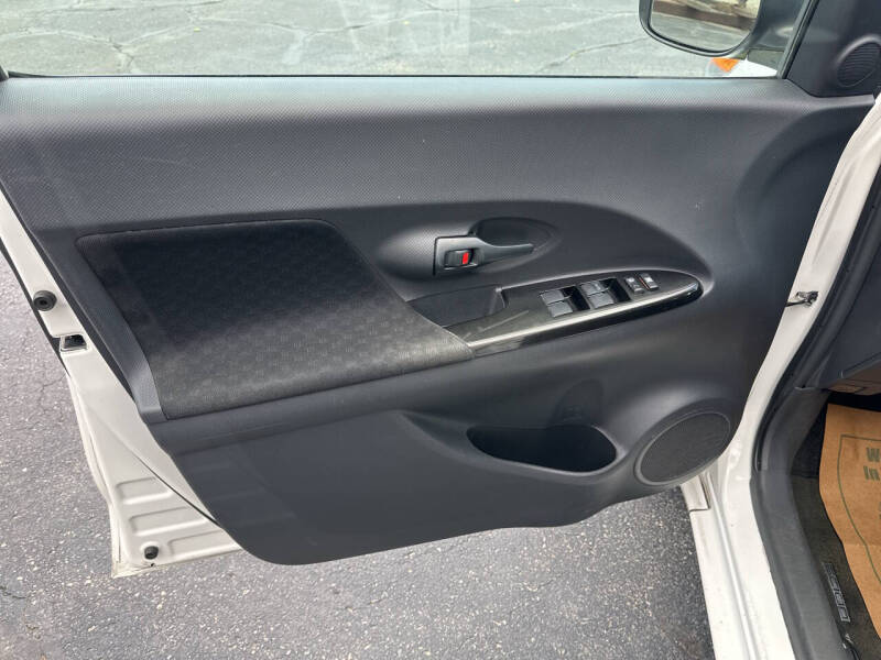 2010 Scion xD