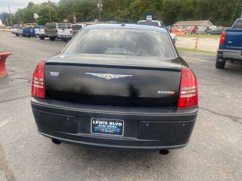 2006 Chrysler 300 for sale at Lewis Blvd Auto Sales in Sioux City IA