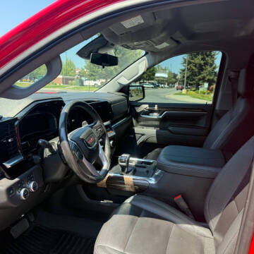 2023 GMC Sierra 1500 Elevation