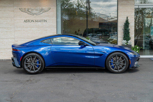 2019 Aston Martin Vantage 42