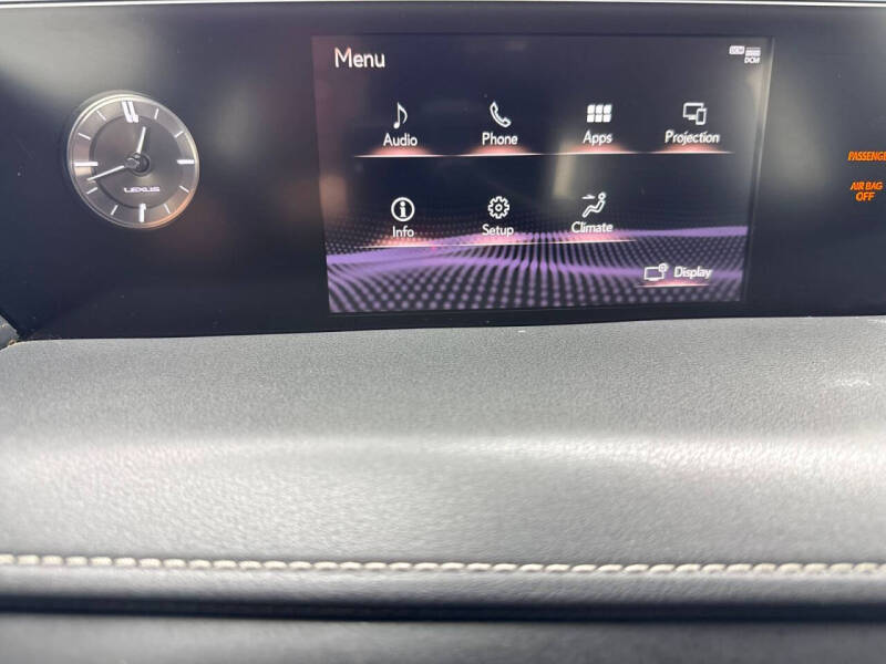 2020 Lexus UX 200