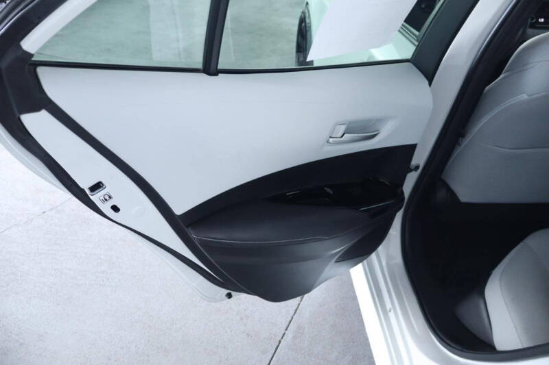 2022 Toyota Corolla Hatchback SE
