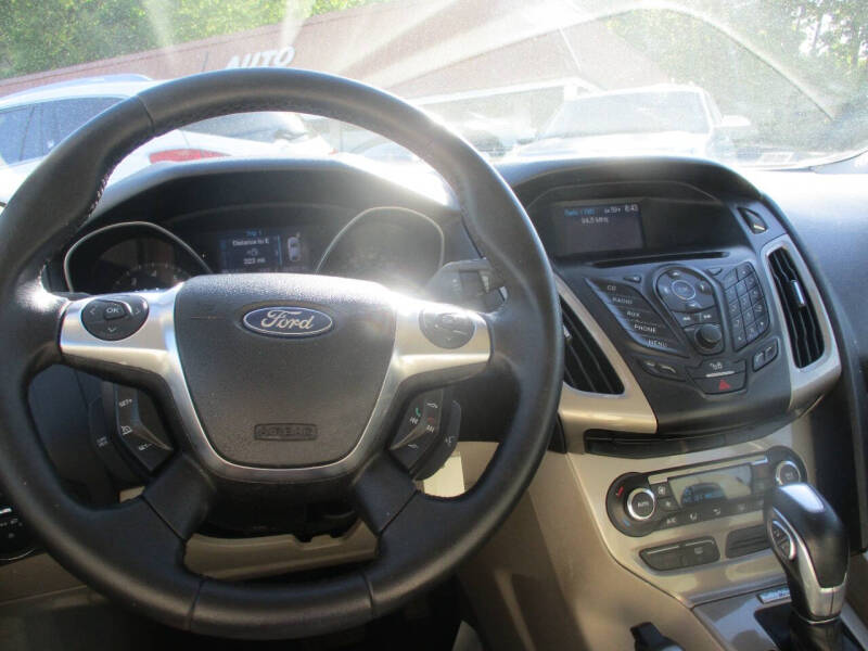 2012 Ford Focus SEL