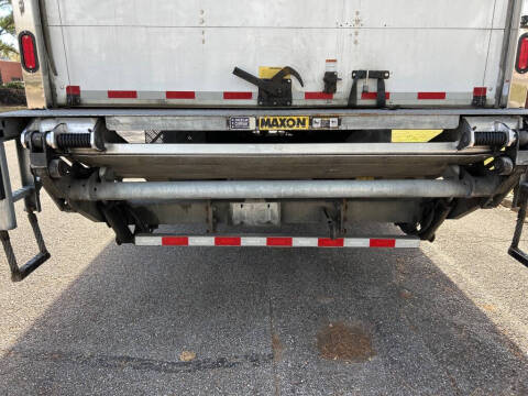 2020 Freightliner M2 106