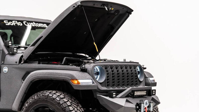 2025 Jeep Gladiator
