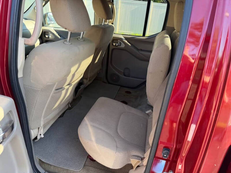 2016 Nissan Frontier SV