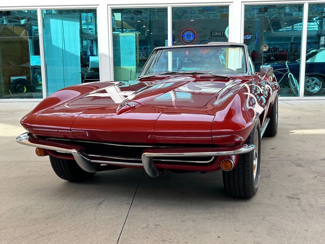 1965 Chevrolet Corvette 1