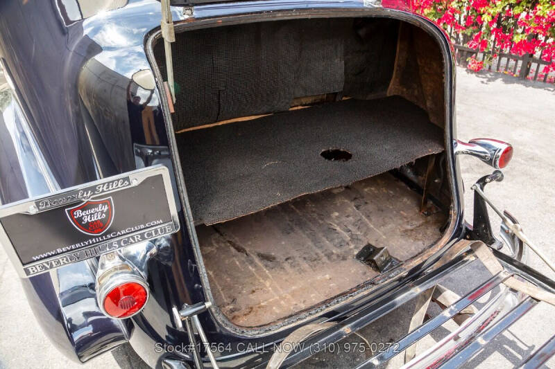 1938 Packard Super 8