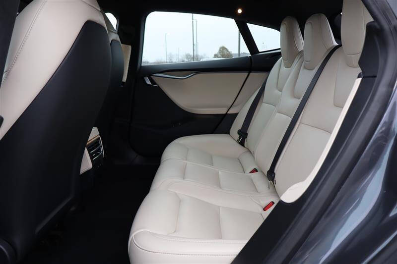 2020 Tesla Model S Performance