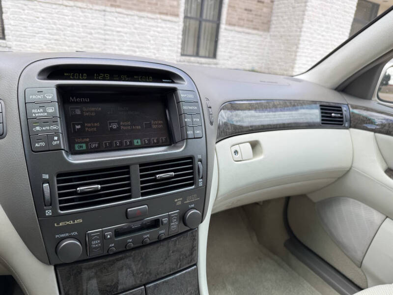 2001 Lexus LS 430
