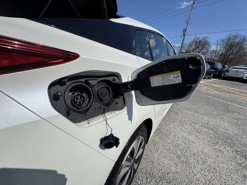 2017 Toyota Prius Prime Plus