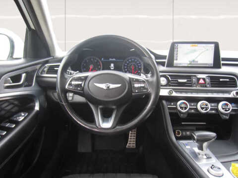 2020 Genesis G70