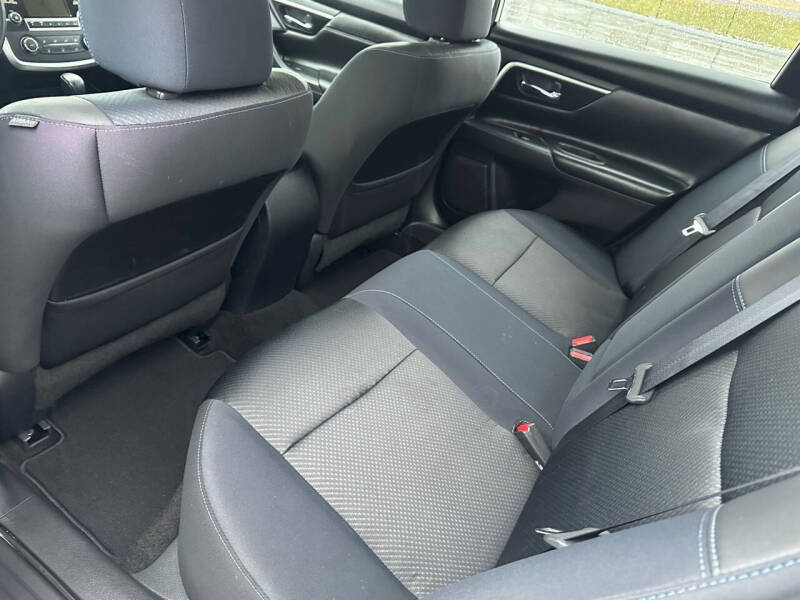 2017 Nissan Altima 2.5 SR