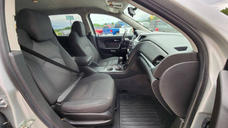 2017 Chevrolet Traverse LT