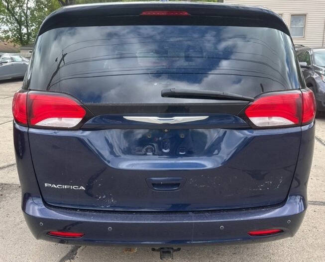 2017 Chrysler Pacifica Touring