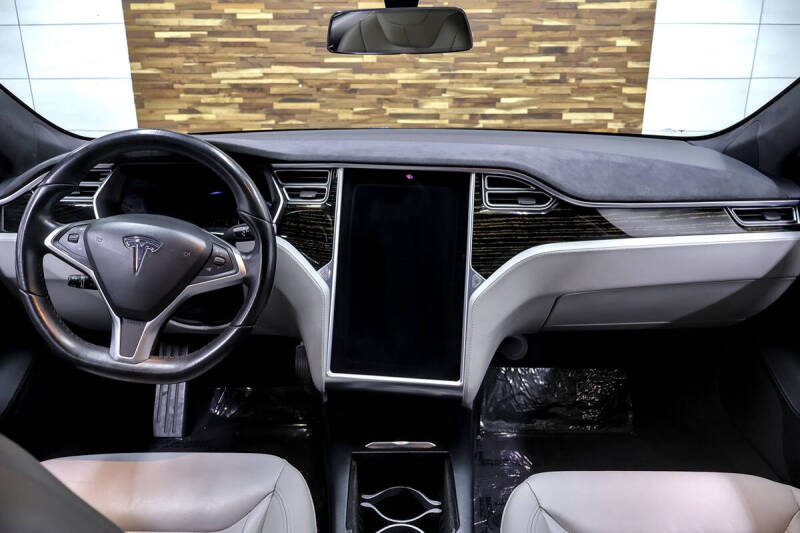 2016 Tesla Model S 75