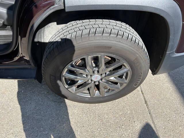 2017 GMC Acadia SLT-1