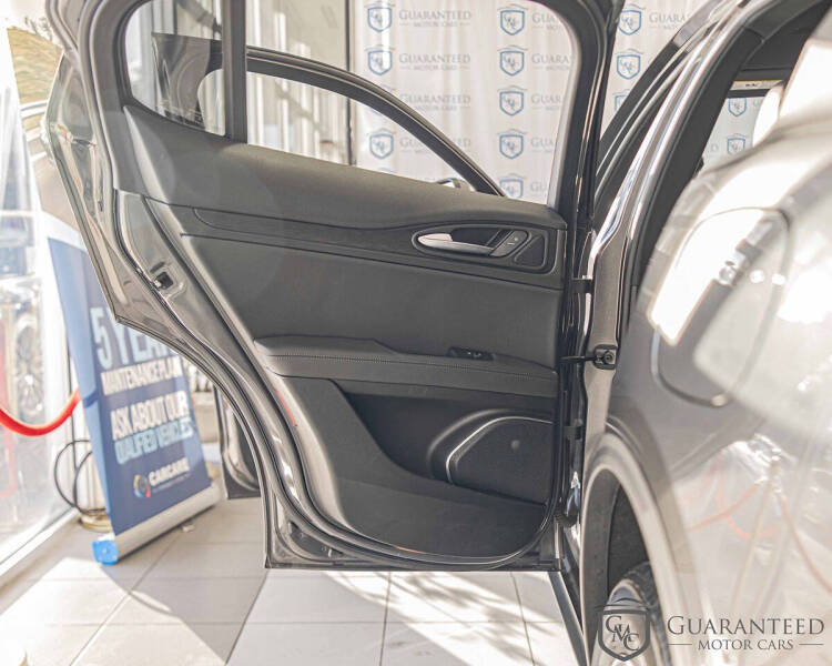 2022 Alfa Romeo Stelvio Sprint