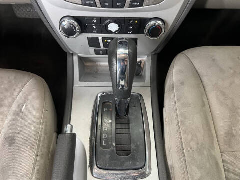 2010 Mercury Milan I-4