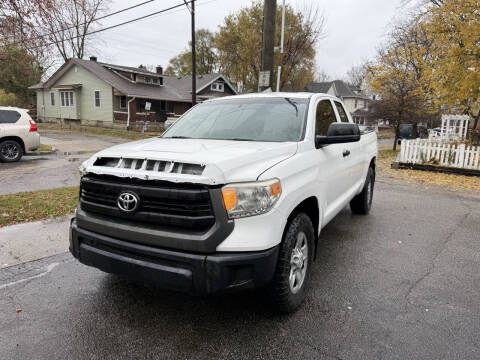 2017 Toyota Tundra SR