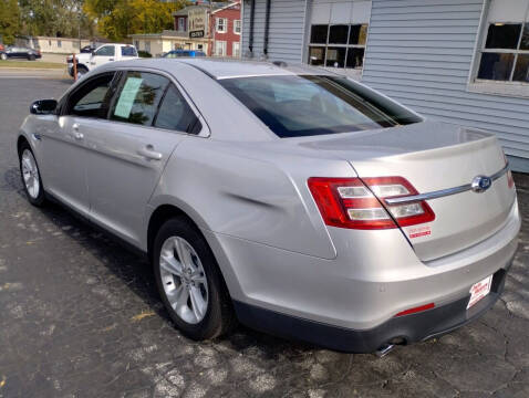 2016 Ford Taurus SEL