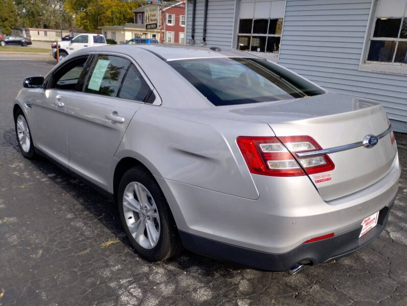 2016 Ford Taurus SEL