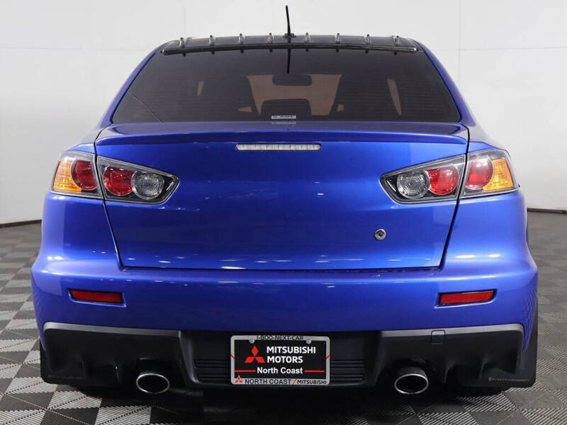2011 Mitsubishi Lancer Evolution MR